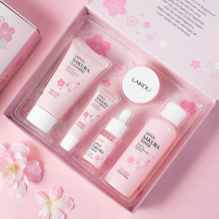 Laikou Japan Sakura Skincare Set (5 Pcs)